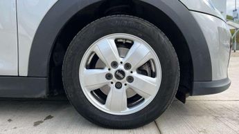 MINI Hatchback 5dr 1.5 Cooper Classic 5dr Auto