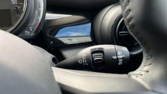 MINI Hatchback 5dr 1.5 Cooper Classic 5dr Auto