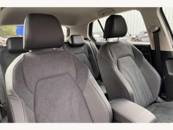 Volkswagen Golf 1.5 TSI 204 Style eHybrid 5dr DSG