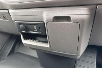 Volkswagen Transporter 2.0 TDI 170 Commerce Pro Van Auto