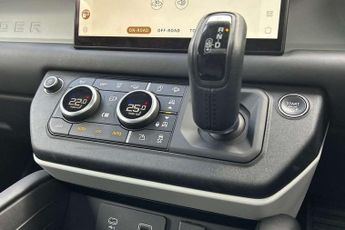 Land Rover Defender 3.0 D250 HSE 90 3dr Auto
