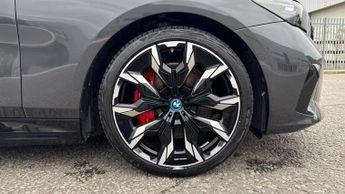 BMW 5 Series 550e xDrive M Sport Pro 4dr Auto