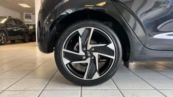 Hyundai i10 1.0 [63] Premium 5dr Auto [Nav]
