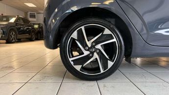 Hyundai i10 1.0 [63] Premium 5dr Auto [Nav]