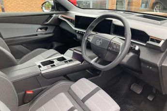 Vauxhall Grandland 1.2 Hybrid [136] Ultimate 5dr e-DCT6 [Pan Roof]