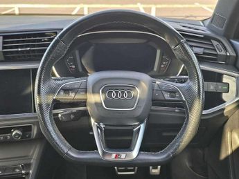 Audi Q3 45 TFSI e Black Edition 5dr S Tronic