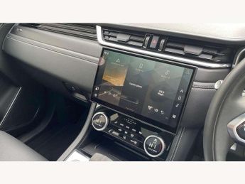 Jaguar F-Pace 2.0 P400e R-Dynamic HSE Black 5dr Auto AWD