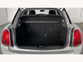 MINI Hatchback 5dr 1.5 Cooper Exclusive II 5dr Auto
