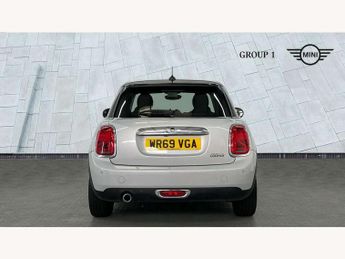 MINI Hatchback 5dr 1.5 Cooper Exclusive II 5dr Auto