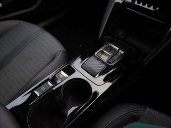 Peugeot 208 1.2 PureTech 100 Allure Premium + 5dr EAT8