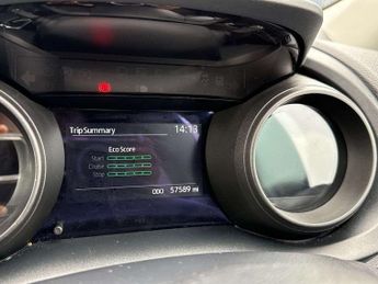 Toyota Yaris 1.5 Hybrid Design 5dr CVT