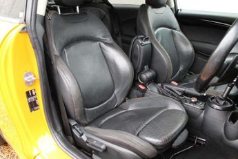 MINI Hatchback 2.0 Cooper S 3dr Auto