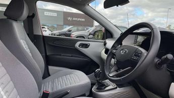 Hyundai i10 1.0 MPi Premium 5dr Auto