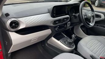 Hyundai i10 1.0 MPi Premium 5dr Auto