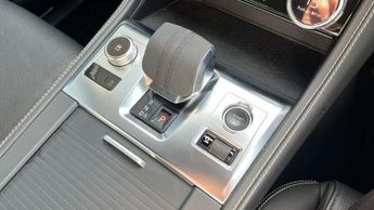 Jaguar F-Pace 2.0 D200 R-Dynamic S 5dr Auto AWD