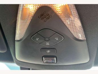 Toyota C-HR 1.8 Hybrid Design 5dr CVT