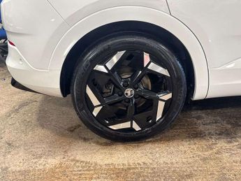 Vauxhall Grandland 1.6 Plug-in Hybrid [300] 4X4 GSe 5dr Auto