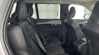 Volvo XC90 2.0 B5P Plus Edition Dark 5dr AWD Geartronic