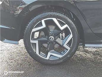 Volkswagen Golf 1.5 eTSI 150 R-Line 5dr DSG