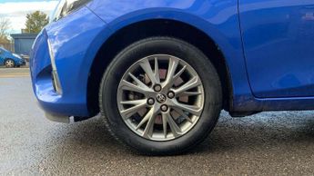 Toyota Yaris 1.5 Hybrid Icon 5dr CVT