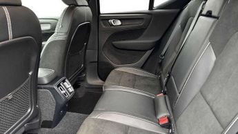 Volvo XC40 1.5 T3 [163] R DESIGN 5dr Geartronic