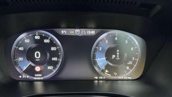 Volvo XC40 1.5 T3 [163] R DESIGN 5dr Geartronic