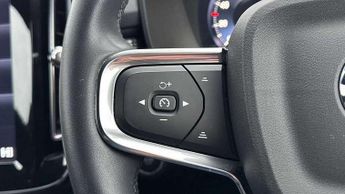 Volvo XC40 1.5 T3 [163] R DESIGN 5dr Geartronic