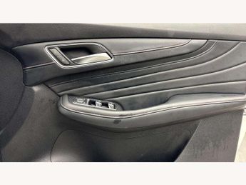 MG HS 1.5 T-GDI PHEV Trophy 5dr Auto