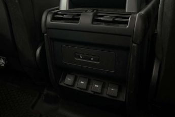 Land Rover Defender 2.0 D240 HSE 110 5dr Auto