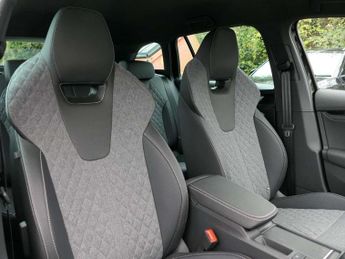 Skoda Octavia Estate 1.5 TSI 150 e-TEC Sportline 5dr DSG