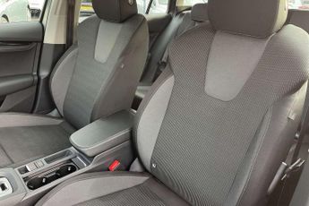 Skoda Octavia Estate 2.0 TDI SE Technology 5dr DSG