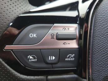 Peugeot 408 1.2 Hybrid 136 GT 5dr e-DSC6