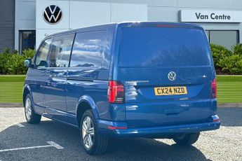Volkswagen Transporter 2.0 TDI 150 Highline Kombi Van DSG