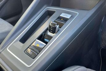 Volkswagen Golf Estate 1.5 eTSI 150 Style 5dr DSG