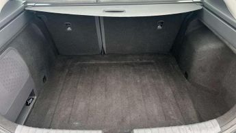 Hyundai IONIQ 1.6 GDi Hybrid Premium 5dr DCT