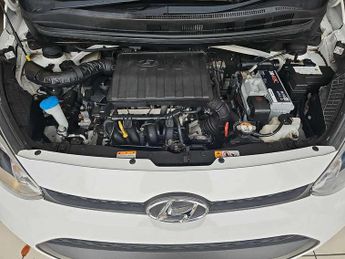 Hyundai i10 1.2 SE 5dr Auto