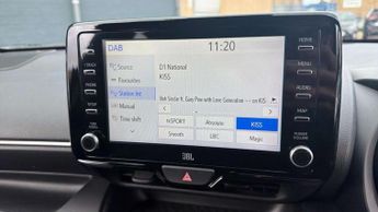 Toyota Yaris 1.5 Hybrid Dynamic 5dr CVT