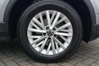Volkswagen T-Roc 1.5 TSI Life 5dr DSG