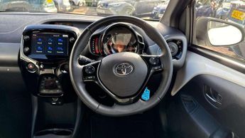 Toyota Aygo 1.0 VVT-i X-Trend TSS 5dr x-shift