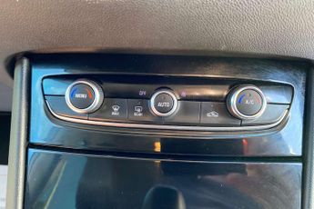 Vauxhall Grandland X 1.2 Turbo Sport Nav 5dr Auto [8 Speed]