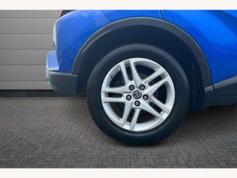 Toyota C-HR 1.8 Hybrid Icon 5dr CVT