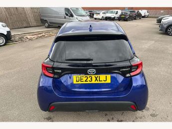 Toyota Yaris 1.5 Hybrid Design 5dr CVT