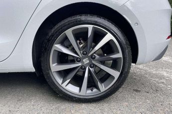 SEAT Leon 1.5 eTSI 150 FR Sport 5dr DSG