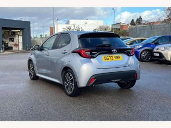 Toyota Yaris 1.5 Hybrid Design 5dr CVT