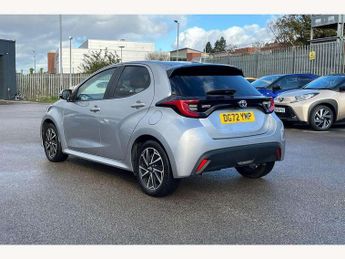 Toyota Yaris 1.5 Hybrid Design 5dr CVT
