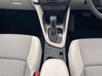 Toyota Yaris 1.5 Hybrid Excel 5dr CVT