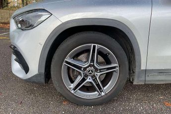 Mercedes-Benz GLA GLA 220d 4Matic AMG Line Premium Plus 5dr Auto