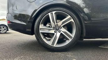 Land Rover Discovery 3.0 D300 R-Dynamic HSE 5dr Auto