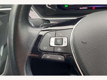 Volkswagen Tiguan 2.0 TSi 230 4Motion SEL 5dr DSG