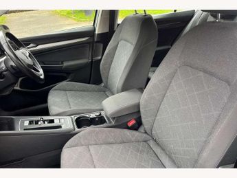 Volkswagen Golf 1.5 eTSI 150 Life 5dr DSG